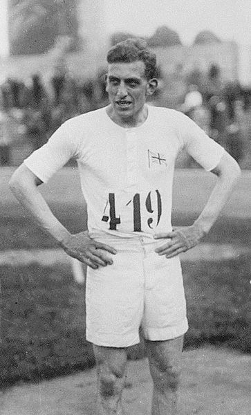 photo: (IOC Olympic Museum, Switzerland)