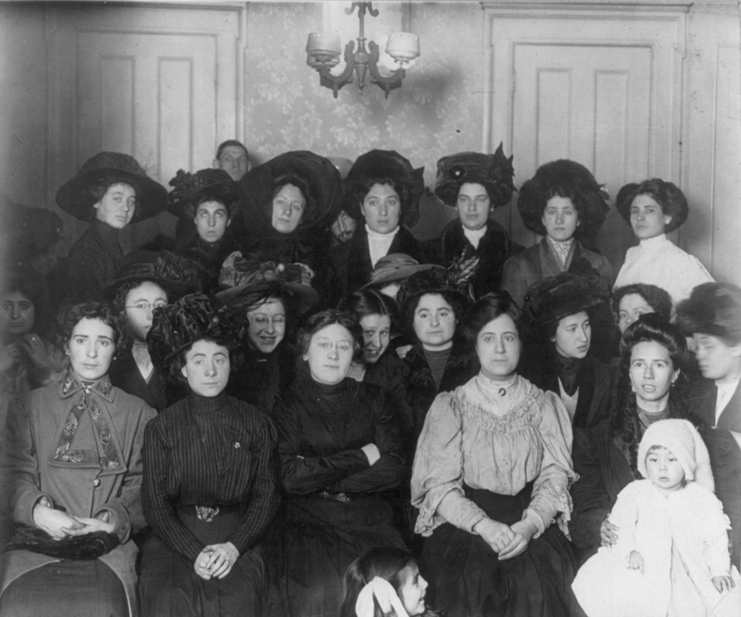 Group of female shirtwaist workers on strike, New York, Jan 1910 ( United States Library of Congress. Wikipedia)