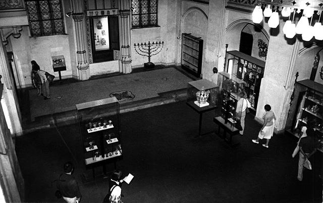 The Jewish Museum, Prague, Czechoslovakia, 1981, (Photo courtesy of Alvin Gilens)/ Bernard H. and Miriam Oster Visual Documentation Center, Beit Hatfutsot—The Museum of the Jewish People
