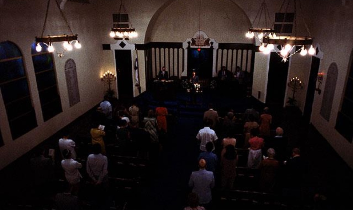 Friday Evening Service in “Kol Shearit Israel” synagogue, Panama City, Panama, 1980 Photo: Micha Bar-Am, Israel (The Oster Visual Documentation Center, ANU – Museum of the Jewish People, courtesy of Mordechai Arbell, Israel